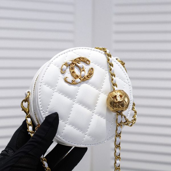 シャネルバッグ細部ディテール